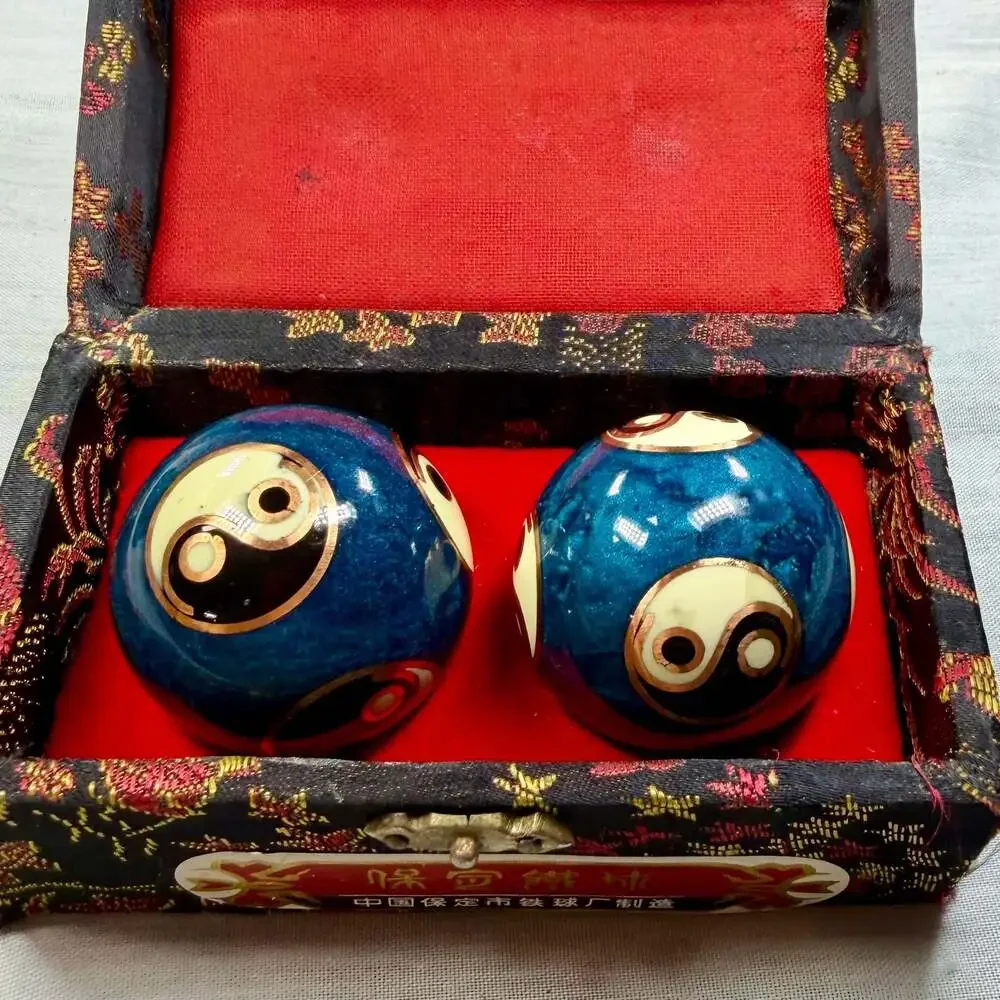 Vintage SHOUXING Chinese Iron Meditation Chime Balls with Decorative Box